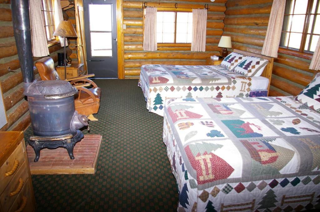 Parade Rest Ranch West Yellowstone Cameră foto